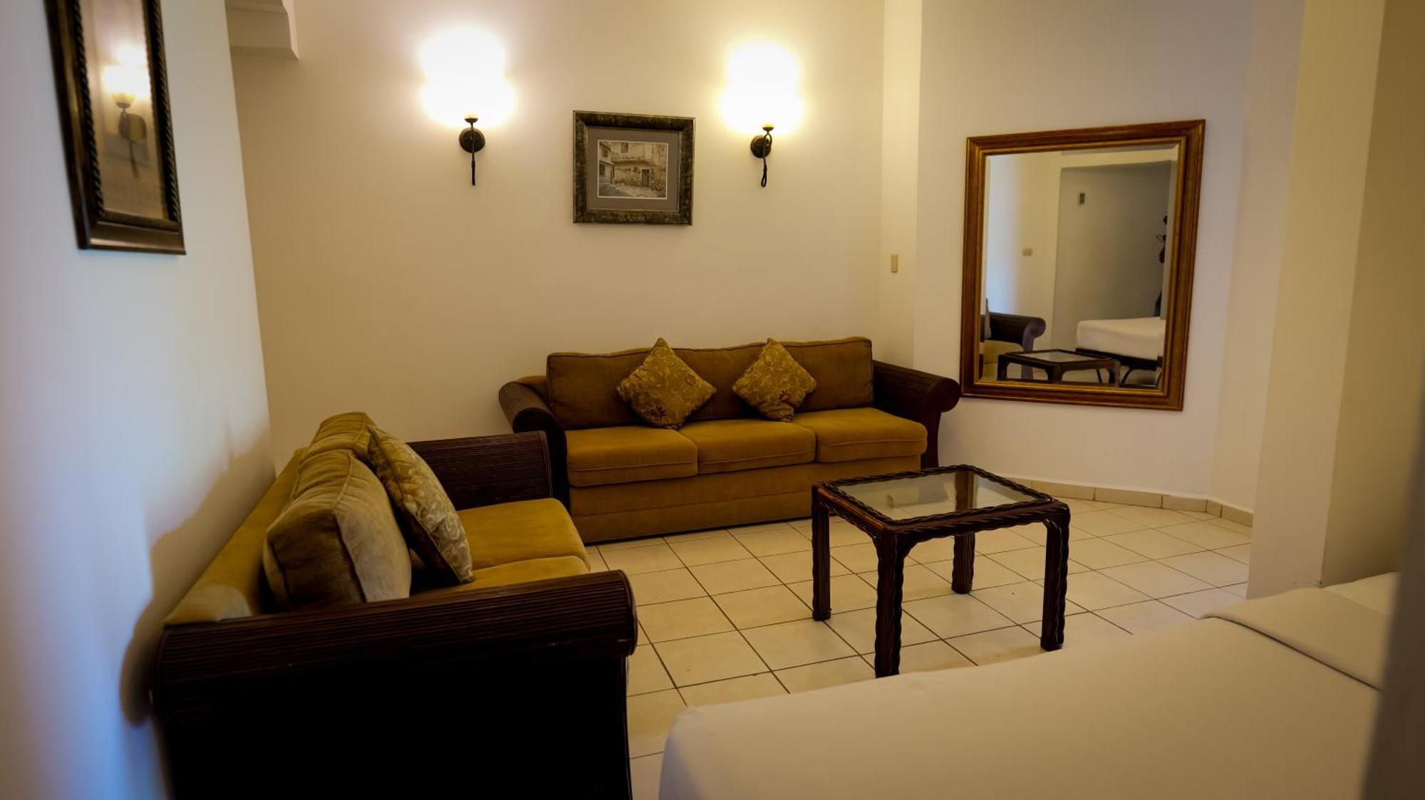 La Ensenada Beach Resort Tela Eksteriør bilde